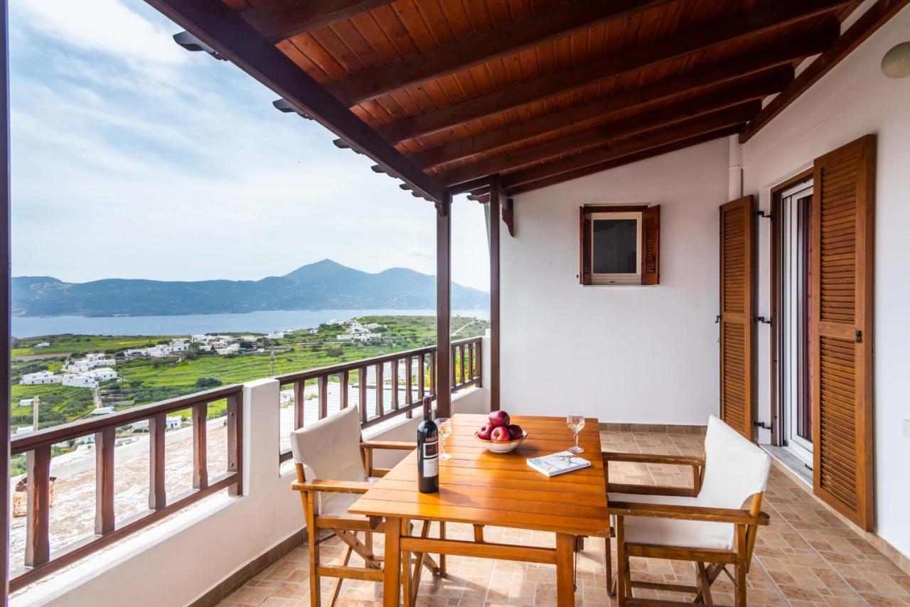 Villa Uncle John'S House With View à Trypiti Extérieur photo